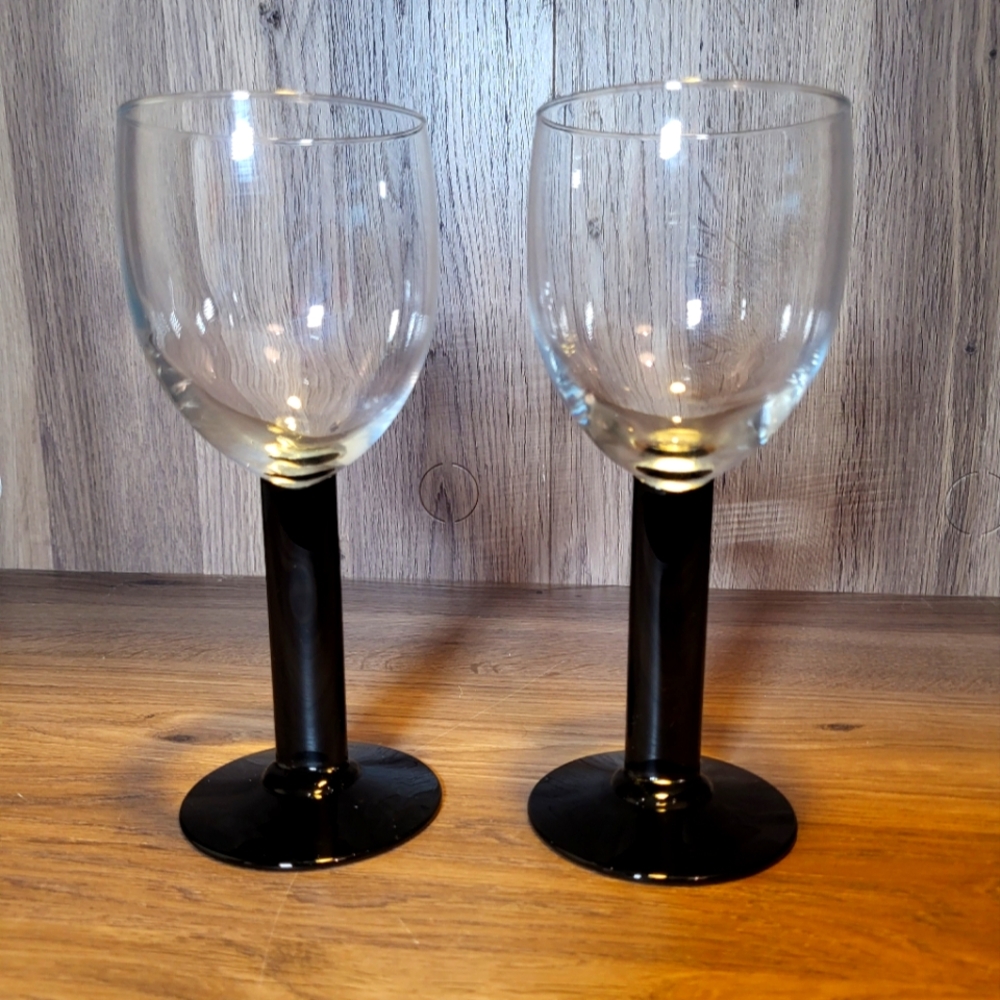 Vintage Black Flat Stem Wine Glasses Rare 1980's Wine Goblets Postmodern Chic